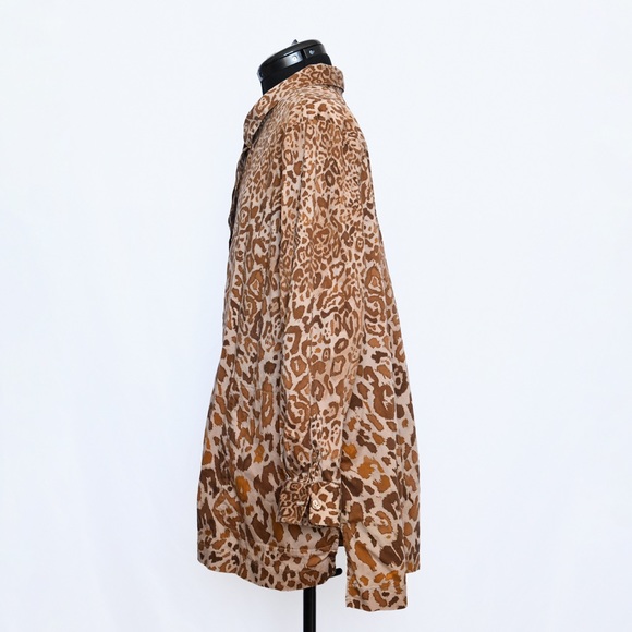 Silk Button-down Shirt Animal Print - Picture 4 of 6